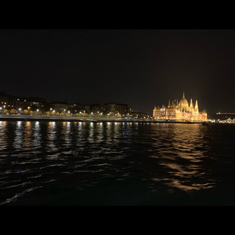 Meet your Posher, Sam